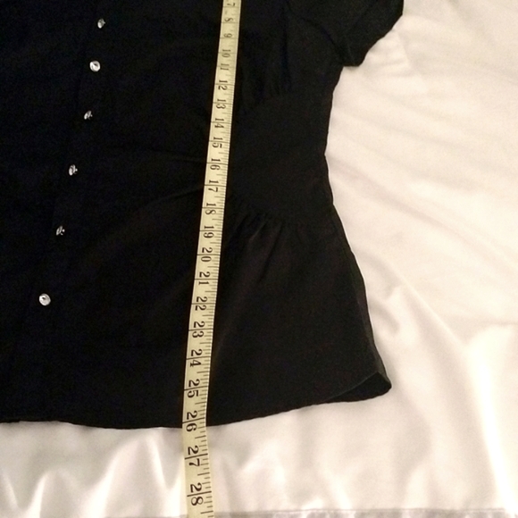 ⚜️ Dots Button Up Blouse - Picture 10 of 10